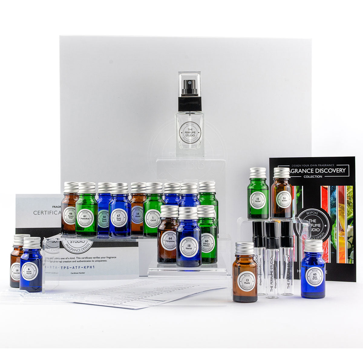 Fragrance blending collection and guide included in The Perfume Studio’s perfume discovery set – learn how to design your own scent.